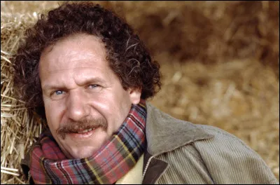 Qui est ce chanteur am&eacute;ricain d'expression anglaise et fran&ccedil;aise, interpr&egrave;te du titre ''Papa-Tango-Charlie'' ?