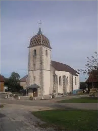 Voici l'&eacute;glise de l'Immacul&eacute;e-Conception, &agrave; Vi&eacute;thorey. Petit village de 86 habitants, dans l'arrondissement de Besan&ccedil;on, il se situe dans le d&eacute;partement ...