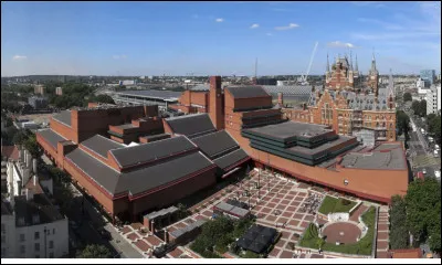 Quel est le nom du quartier situ&eacute; au centre de Londres, c&eacute;l&egrave;bre pour sa gare internationale du m&ecirc;me nom ?