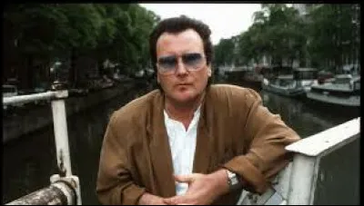 &Agrave; quel chanteur doit-on le tube "Baker Street" en 1978 ?