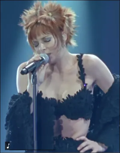 Qui est cette autrice-compositrice-interpr&egrave;te fran&ccedil;aise ?