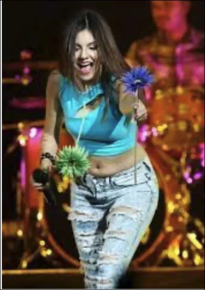 Qui est cette autrice-compositrice-interpr&egrave;te am&eacute;ricaine ?