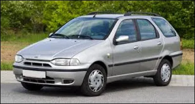 Quel est le nom de cette voiture ?