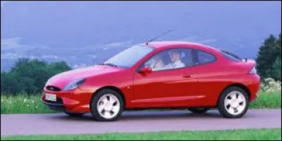 Quel est le nom de ce petit coup&eacute; rouge ?