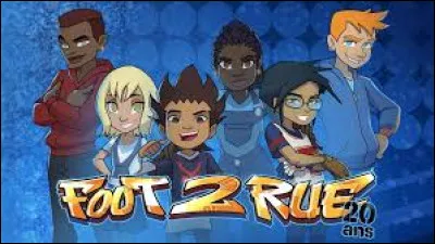 On va commencer facilement, comment s�appelle cette &eacute;quipe dans la saison 5 de Foot 2 rue ?