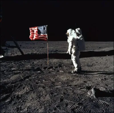 Qu'a dit Neil Armstrong en marchant sur la Lune ?