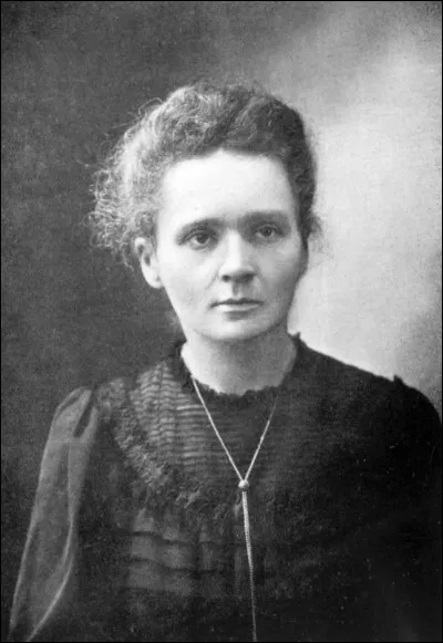 Tu ne vas pas me dire que tu as franchi tous ces obstacles, si oui, alors tu dois sans doute savoir quel &eacute;tait le nom de naissance de Marie Curie ?