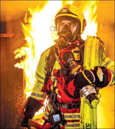 L'adoption du 112 en num&eacute;ro unique en France est-il sujet de propositions de loi et de questions au gouvernement ?