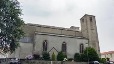 Voici l'&eacute;glise Saint-Romain, &agrave; La Romagne. Ville de l'agglom&eacute;ration Choletaise, dans les Mauges, elle se situe en r&eacute;gion ...