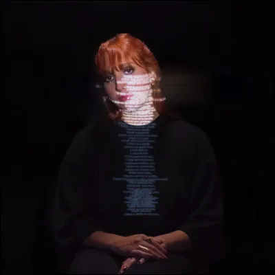 "Non maman, c'&eacute;tait pas tard le soir dans une ruelle sombreNon maman, c'&eacute;tait pas dans ce bar o&ugrave; les lumi&egrave;res grondent". Quel est le titre ?