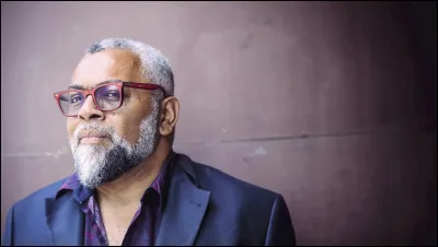 &Agrave; quel groupe Emmanuel Tjibaou appartient-il ?