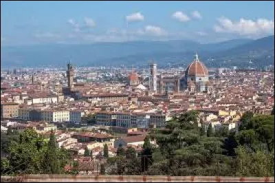 Quelle est cette ville de Toscane, travers&eacute;e par l'Arno, consid&eacute;r&eacute;e comme la capitale de la Renaissance ?