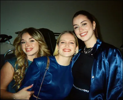 Qui est l'interpr&egrave;te de cette chanson ? : J'&eacute;tais l&agrave; pour bouger, pas pour aimerLes regards glissaient, j'les laissais passer.