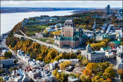 Quelle est la signification de Qu&eacute;bec en langue algonquine ?