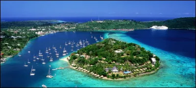 Allons explorer l'Oc&eacute;anie avec le Vanuatu. Quelle est la signification de cet archipel en fran&ccedil;ais ?