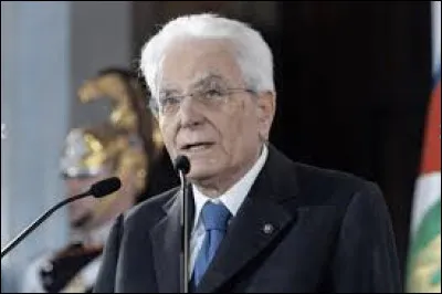 Qui est l'actuel (f&eacute;vrier 2026) Pr&eacute;sident de la R&eacute;publique ?