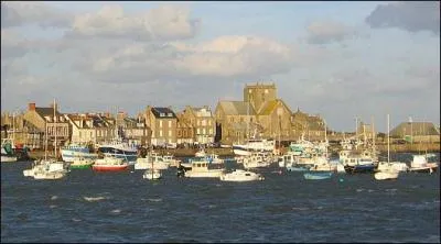 Quel est le nom de ce petit village pittoresque ?