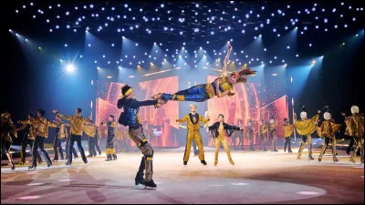 Compl&eacute;tez le nom du spectacle de patinage artistique cr&eacute;&eacute; en d&eacute;cembre 1942 aux &Eacute;tats-Unis : ''.... on Ice''.