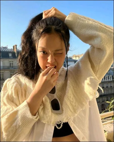 Dans quelle s&eacute;rie a-t-elle jou&eacute; en 2023 ?