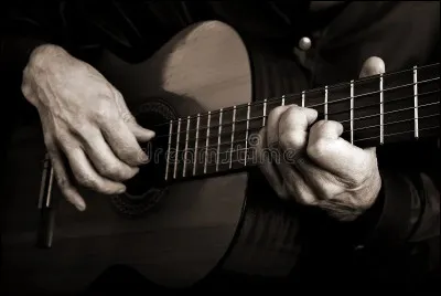 Quel chanteur d'origine grecque est l'interpr&egrave;te du titre ''Le facteur'' ?