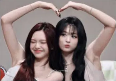 Qui est son amie dans la bande ?