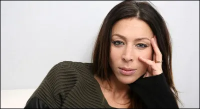 Qui est cette chanteuse qui interpr&egrave;te le titre ''Mardi gras t'en va pas'' ?