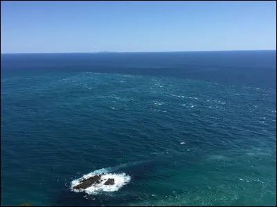 L'oc&eacute;an Pacifique est le plus grand des oc&eacute;ans.