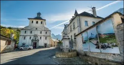 Nous d&eacute;marrons la semaine en Nouvelle-Aquitaine, &agrave; Accous. Commune de l'arrondissement d'Oloron-Sainte-Marie, elle se situe dans le d&eacute;partement ...