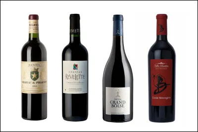 Quelle baie est utilis&eacute;e pour faire du vin rouge ?