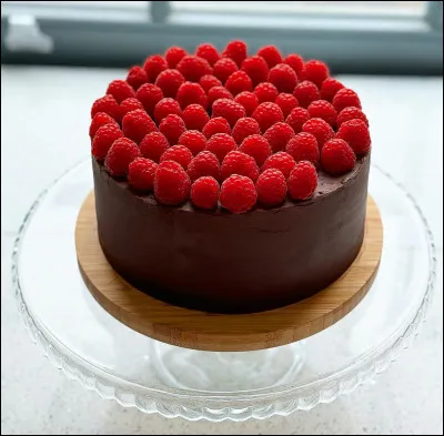 Si je te dis qu'il a &eacute;crit un livre, quel en est le titre ?