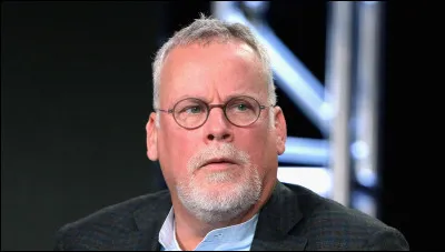 Qui est cet &eacute;crivain am&eacute;ricain, auteur du roman policier ''&Agrave; genoux'' ?