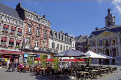 Dans quelle r&eacute;gion se situe Huy ?