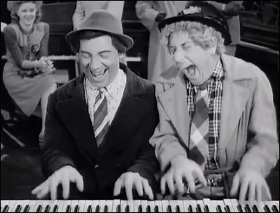 Enfin, dans quel film de1940 les Marx Brothers prennent-ils un joyeux plaisir dans ce quatre mains hilarant ?