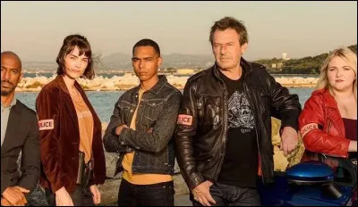 La s&eacute;rie L&eacute;o Matt&eacute;&iuml; traite des affaires relatives &agrave; un domaine, lequel ?