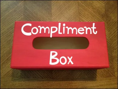 Tu fais un compliment, dans quel but ?