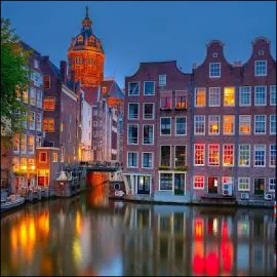 Quelle est la capitale des Pays-Bas ?