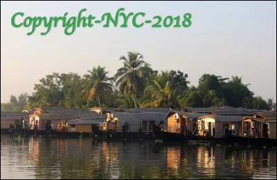 Quand le soleil se couche sur le r&eacute;seau de lagunes et de lacs de l'&Eacute;tat du Kerala, o&ugrave; est-on ?