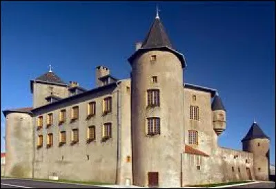 Nous faisons une halte au ch&acirc;teau de Luttange. Village Mosellan, dans la vall&eacute;e de la Canner, il se situe en r&eacute;gion ...