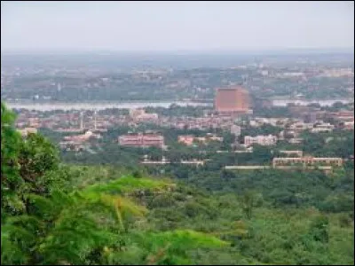 Les habitants de Bamako (Mali) sont des ...