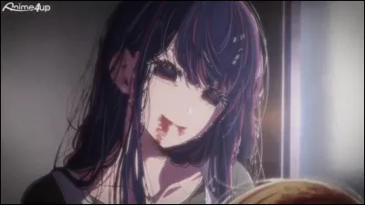 Alors qu'elle n'avait que 4 ans, quel malheur frappe sa famille ?