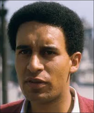 Quelle grande association de lutte contre le racisme est fond&eacute;e en 1984, port&eacute;e notamment par les enfants de l'immigration ?