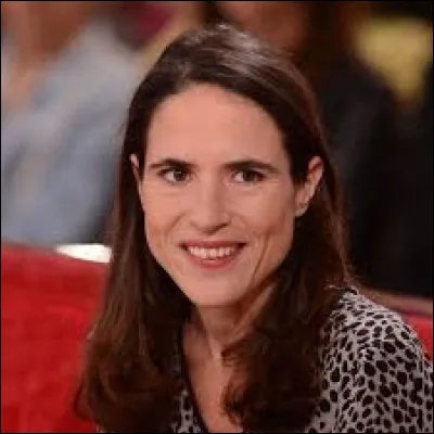 Quel est le pr&eacute;nom de la fille cach&eacute;e de Fran&ccedil;ois Mitterrand, dont l'existence est r&eacute;v&eacute;l&eacute;e par la presse en 1994 ?