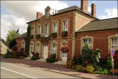 Je vous propose de rester en Normandie et de partir &agrave; Fourmetot. Village de l'arrondissement de Bernay, il se situe dans le d&eacute;partement ...