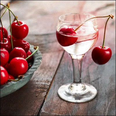 Quel g&acirc;teau au chocolat imbib&eacute; de kirsch a &eacute;t&eacute; cr&eacute;&eacute; dans sa version moderne par le p&acirc;tissier Josef Keller ?