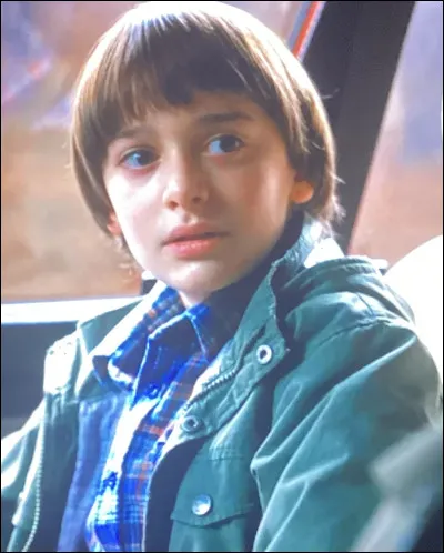 Que voit il au d&eacute;but de la saison 2 ?