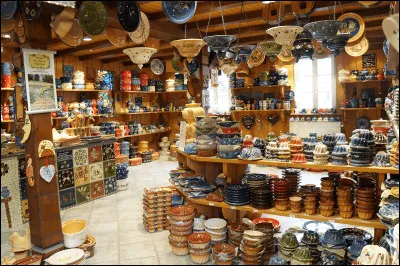 Pour quel artisanat la ville de Soufflenheim est-elle r&eacute;put&eacute;e ?