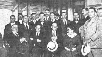 En Espagne, l'Union g&eacute;n&eacute;rale des travailleurs (UGT), d'ob&eacute;dience socialiste est fond&eacute;e en 1888. Elle est cr&eacute;&eacute;e par Pablo Iglesias &agrave; Barcelone. Il donne notamment une place importante...