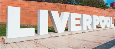 Quel groupe britannique d&eacute;tient le record avec plus de 600 millions d�albums vendus estim&eacute;s ?