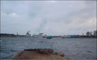 Rapt d'une jolie ... . .  :