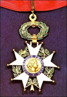 En quelle anne et par qui fut cre la lgion d'honneur ?